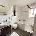 House, 5 Rooms, Garden, Free Parking, Smarttv شقة هانوفر