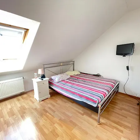 House, 5 Rooms, Garden, Free Parking, Smarttv 아파트 하노버