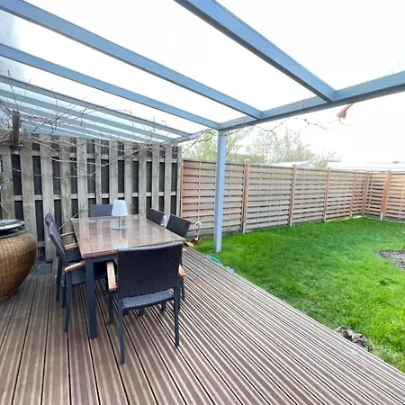 아파트 House, 5 Rooms, Garden, Free Parking, Smarttv